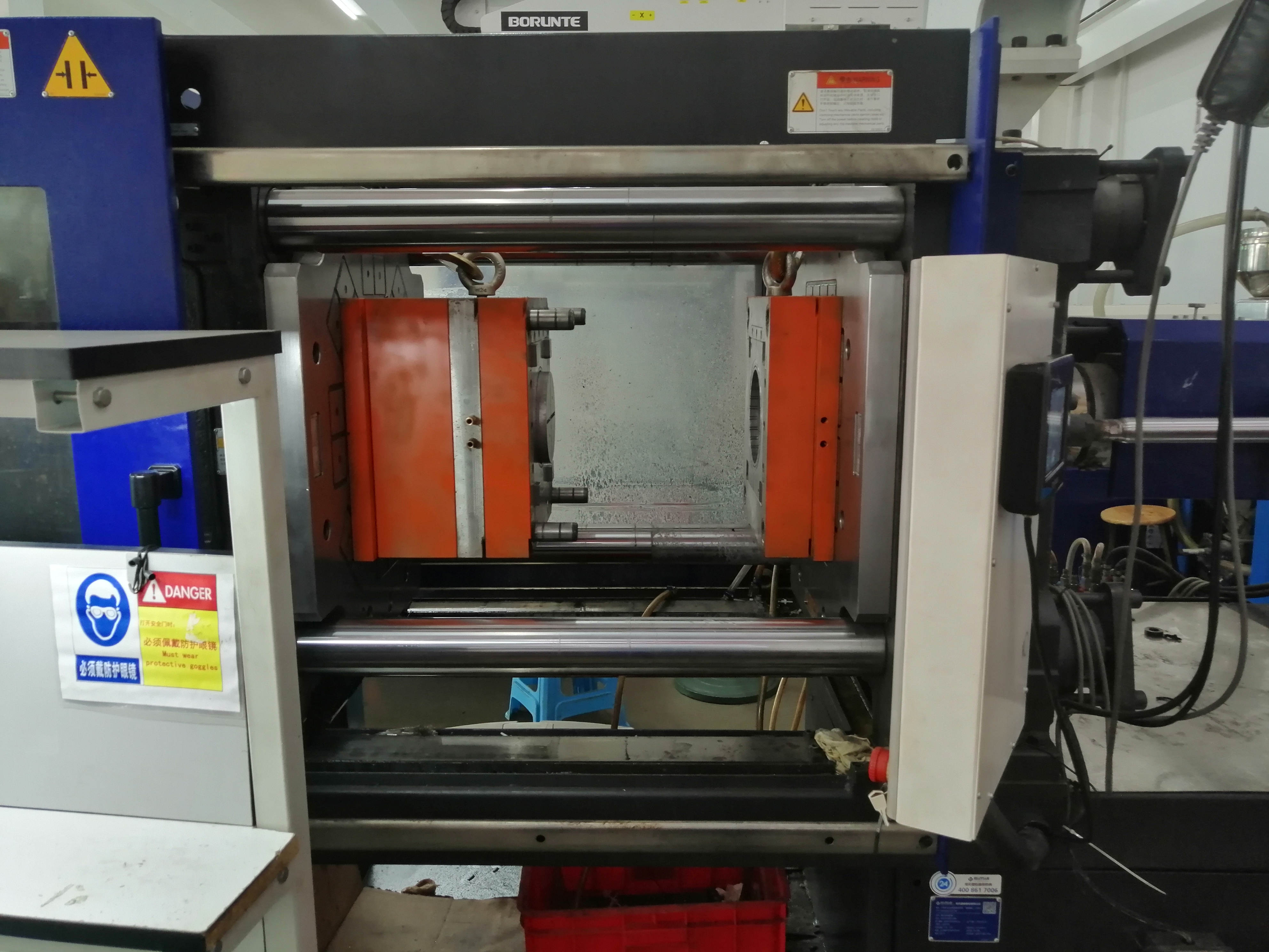 注塑機(jī)快速換模系統(tǒng),磁力模板